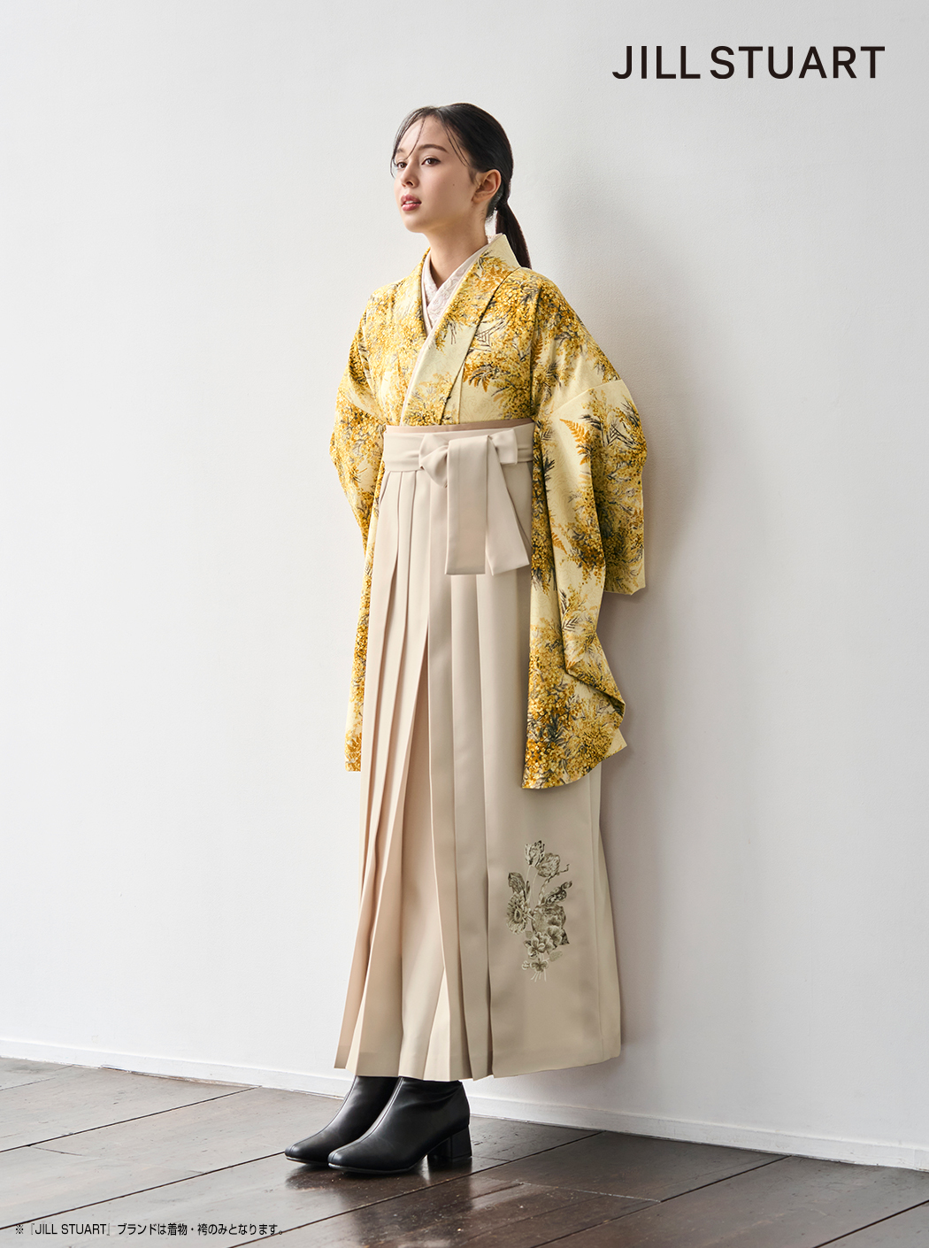 新品、袴♥袴丈85cm♥　金色　鮮やかです。 ディライトミモザ/ゴールデンイエロー【JILL STUART】（袴：ブルーム