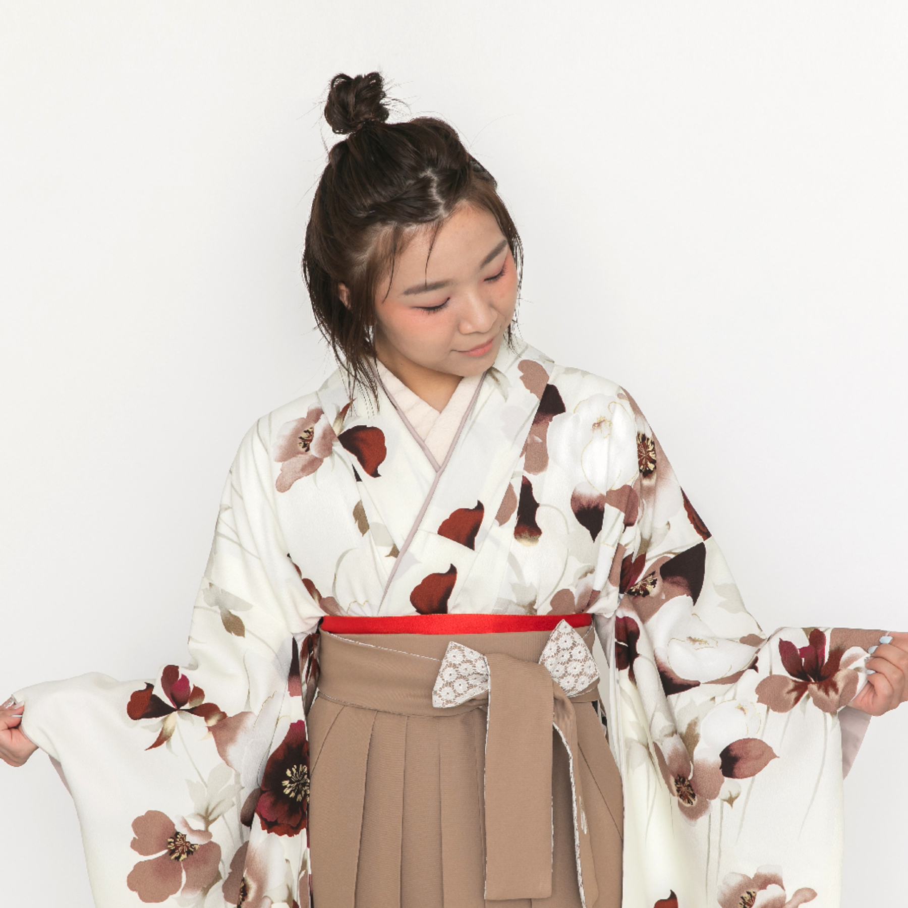 アネモネ / 赤茶【JAPAN STYLE】（袴：菊刺繍／薄茶） | 【公式 