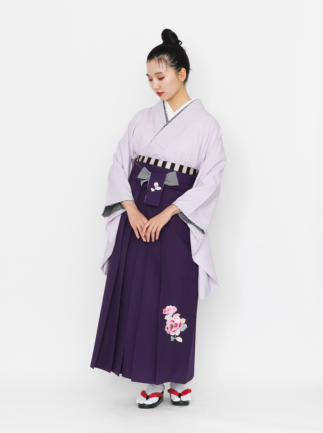 華亀甲/薄紫【九重】（袴：椿刺繍／紫） | 【公式】モダンアンテナの
