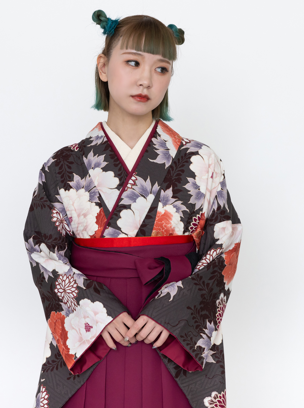 藤と牡丹/こげ茶【九重】（袴：藤牡丹 刺繍/エンジ） | 【公式】モダン