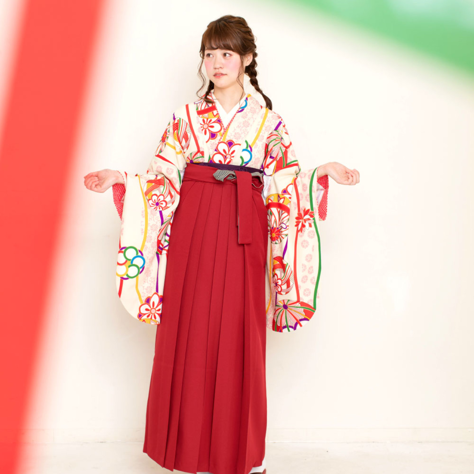 袴 卒業式 女性用 九重 丸紅ブランド 紅赤 オレンジ系 赤系 椿 花柄 刺繍 中古品 仕立て上がり 紐下2尺4寸 91cm Ｍサイズ みやがわ sb16148 2653795132.jpg?1754970174