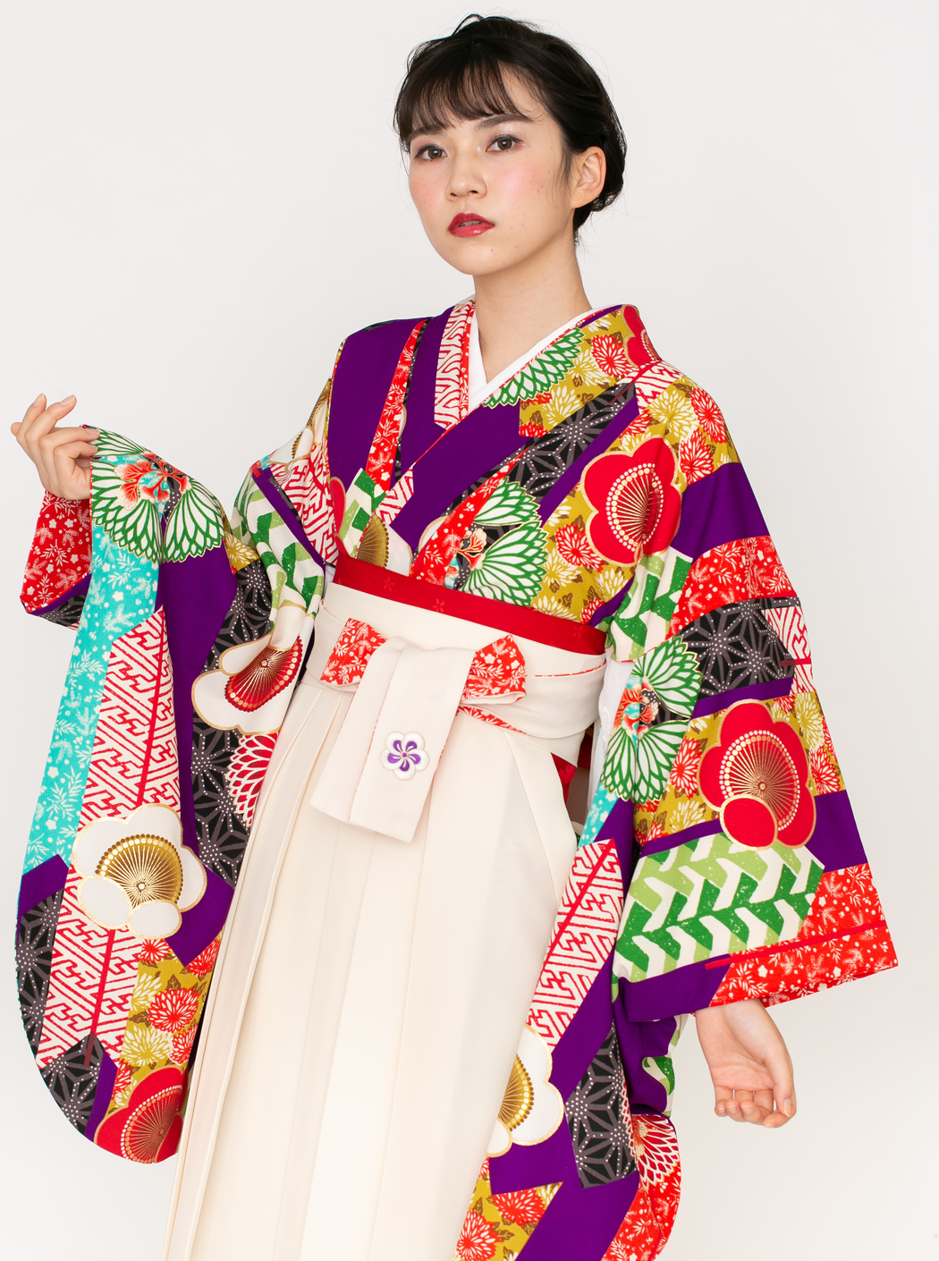 矢羽に梅/紫【榛原】（袴：菊に梅刺繍／クリーム） | 【公式】モダン