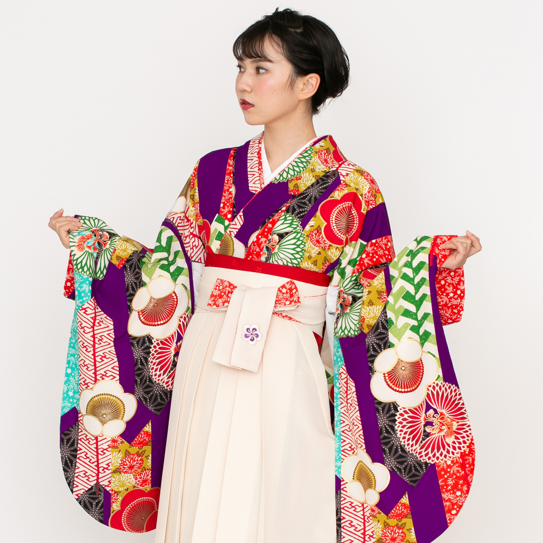 矢羽に梅/紫【榛原】（袴：菊に梅刺繍／クリーム） | 【公式】モダン