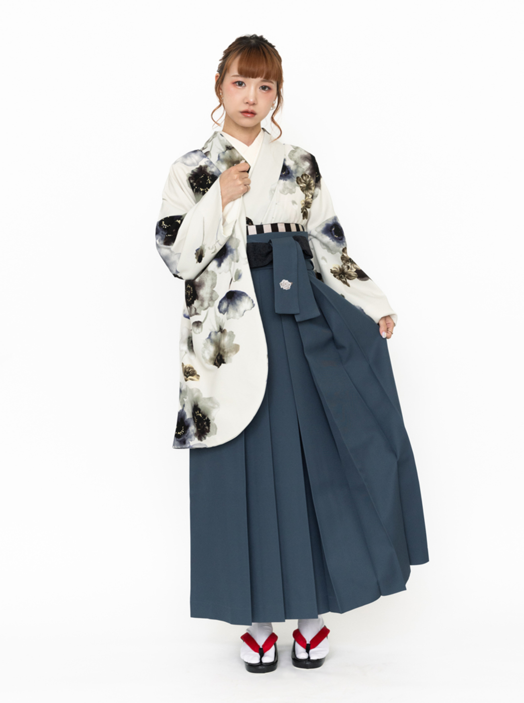 アネモネ/青花【JAPAN STYLE×中村里砂】（袴：鞠 刺繍/ブルーグレー